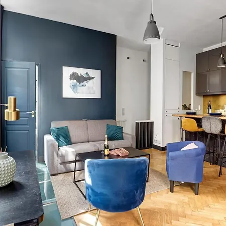 Bluestay 19 - A 11 Apartment *
