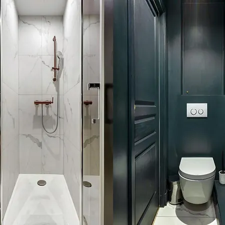 Bluestay 19 - A 11 *